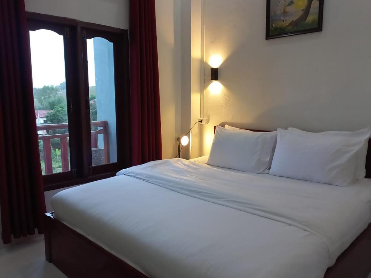Sipanya Guesthouse Muang Phônsavan Екстериор снимка