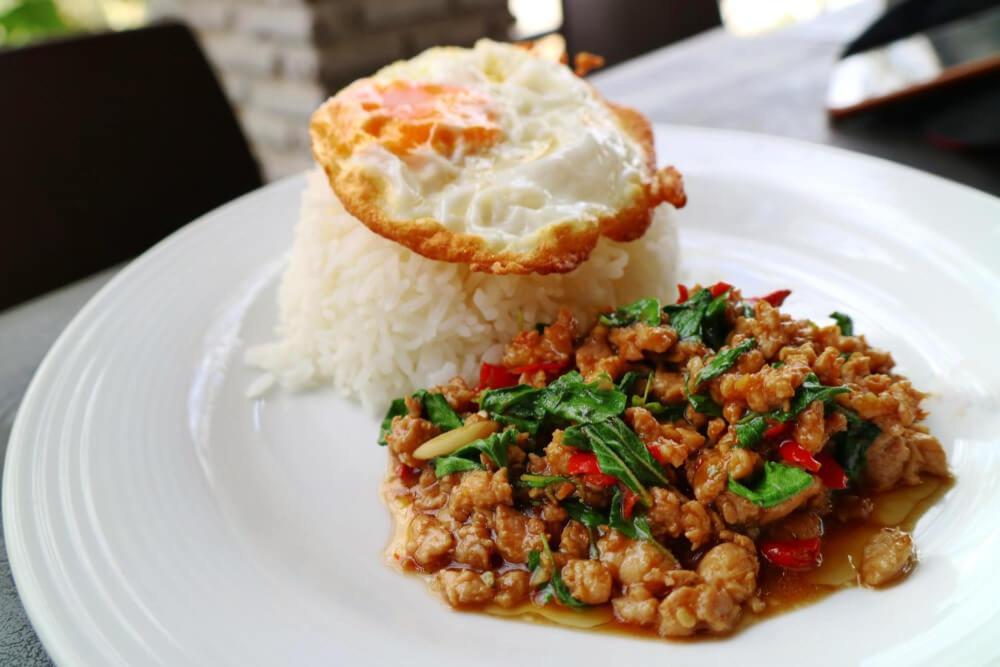 Sipanya Guesthouse Muang Phônsavan Екстериор снимка